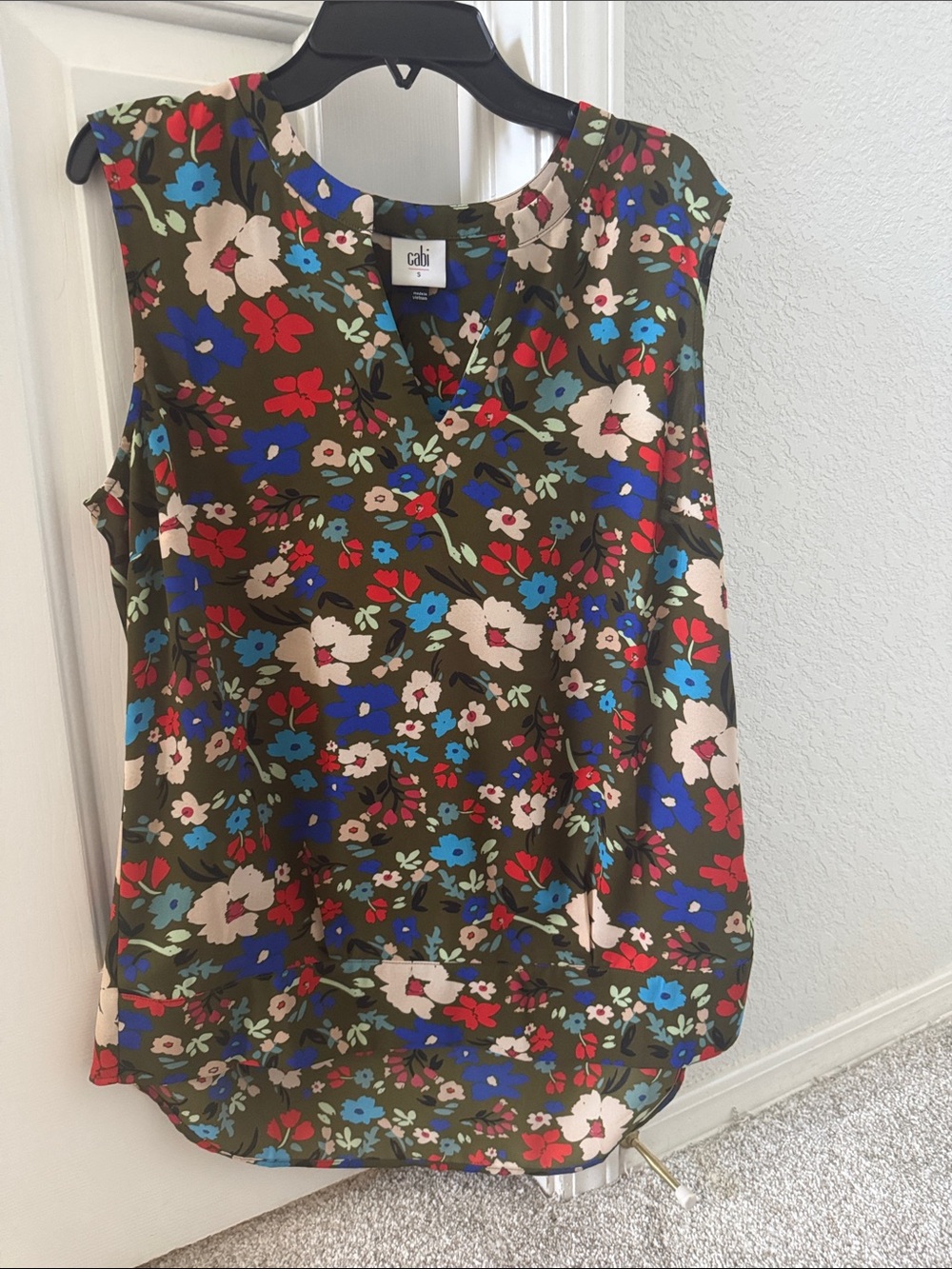 CAbi Olive Floral Sleeveless V-Neck Camisole with Red & Blue Blooms